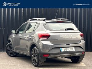 Dacia Sandero Stepway TCe 90 Stepway Expression - Image 2