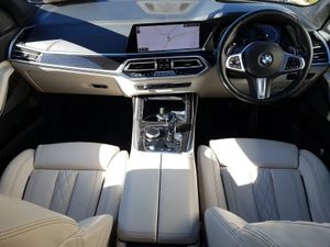 BMW X7 Xdrive30d M Sport - Image 4