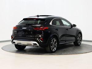 *90* 2022 Kia XCeed 1.6 4 phev automatic - Image 4