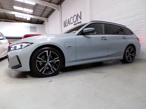 2023*M-SPORT BMW 330E LCI PACK TOURING EDITION FIN - Image 4