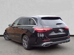 221 Mercedes-Benz C300e Premium Plus - Image 2