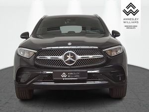Mercedes-Benz GLC-Class Glc300e AMG Line 4matic - Image 3