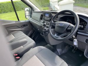 Ford Transit 350 170ps Crew Cab 7 Seater - Image 4