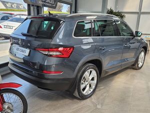 20 SKODA KODIAQ STYLE EDITION AUTOMATIC 150 BHP - Image 3