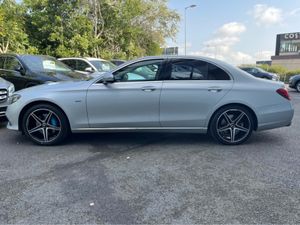 Mercedes-Benz E-Class E350 2.0 PETROL PLUG IN HYBR - Image 4