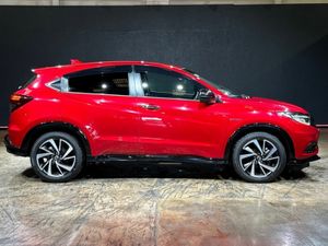 Honda Vezel 1.5 HYBRID - RS EDITION HALF LEATHER - Image 2