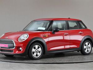 MINI One 1.5 Auto 5DR  reverse Cam 1 Years Warran - Image 4