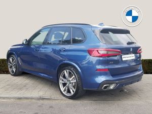 BMW X5 M50d - Image 2