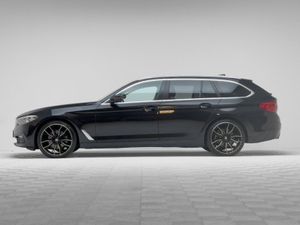 BMW 5 Series 520D Touring - Image 4