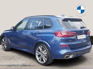 BMW X5 M50d - Image 2