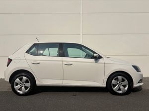 2015 SKODA FABIA 1.0i AMBITION FSH NCT TAX - Image 3