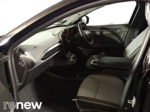 Renault Scenic Techno 87kwh 220hp - Image 4