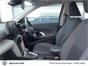 Toyota Yaris Cross Luna 1.5 Hybrid  forest Green - Image 4