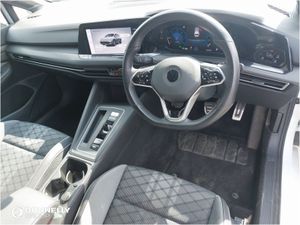 Volkswagen Golf Diesel Estate R-Line - Image 3