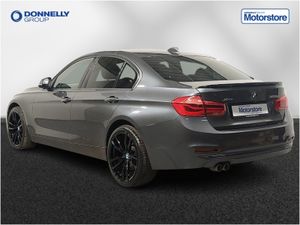 BMW 3 Series Diesel Saloon Sport - Image 3