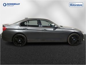 BMW 3 Series Diesel Saloon Sport - Image 4