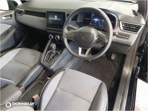 Renault Clio Hatchback Techno - Image 4
