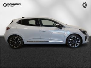 Renault Clio Hatchback Techno - Image 4