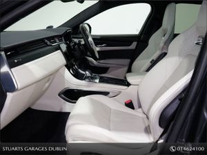 Jaguar F- PACE  r-dynamic HSE Exterior Black Pack - Image 3