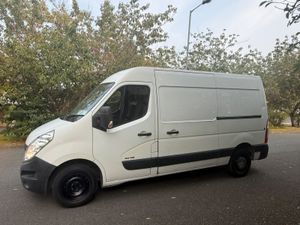 Renault Master 2015 Low mileage - Image 3