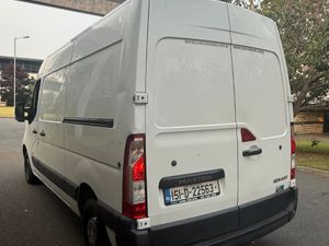 Renault Master 2015 Low mileage - Image 4
