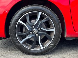 Toyota Yaris 1.33 VVT-I SPORT 5DR - Image 4