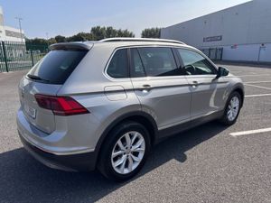 Volkswagen Tiguan 1.5 TSI, HIGHLINE MODEL, AUTOMAT - Image 3