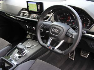 Q5 S Line Quattro * 190 Bhp - Image 3