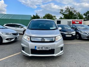 HONDA FREED SPIKE 2014 /1.3 HYBRID/ - Image 2