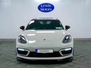 2021 Porsche Panamera 4S E-Hybrid - Image 3