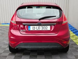 2012 Ford Fiesta 1.2 ZETEC Petrol - Image 4