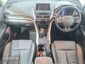 Mitsubishi ECLIPSE CROSS 1.5 Petrol 6MT Instyle 2 - Image 2