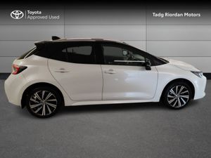 Toyota Corolla HYBRID L/SPORT HB - Image 3
