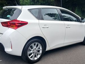 Toyota Auris 2015 1.3 LUNA 5dr NCT & TAX - Image 4