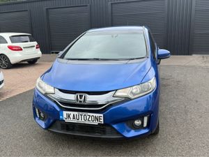 Honda Fit 1.5 HYBRID S PACKAGE - Image 3