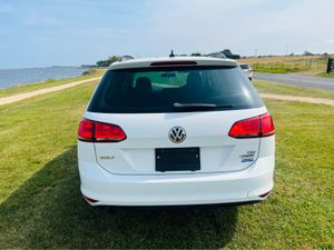 Volkswagen Golf 2015 Golf 1.2 Variant, in White , - Image 4