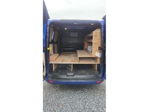 Ford Transit Custom 270 Limited Auto - Image 3