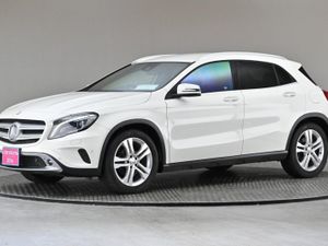 Mercedes-Benz GLA Class GLA 180  powered Tailgate - Image 4