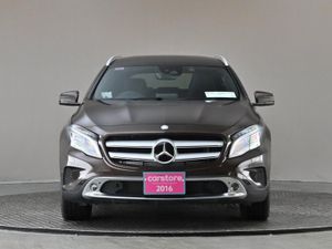 Mercedes-Benz GLA Class GLA 180  half Leather Mem - Image 2