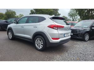 Hyundai Tucson Executive 5DR - Image 2