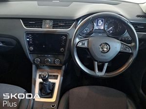 Skoda Octavia Soleil 1.6tdi 115HP - Image 4