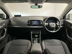 Skoda Karoq Ambition DSG 2.0tdi 115BHP -revering - Image 4