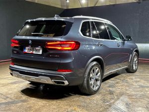 BMW X5 X DRIVE 45E X LINE - Image 4