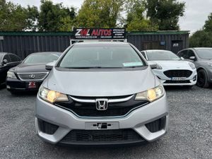 2017 Honda Fit Hybrid Half Leather Seats - Image 3