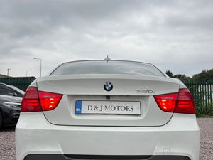 BMW E90 320i M Sport Automatic Low KM - Image 4