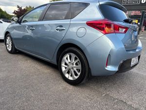 2014 Toyota Auris 1.4 D4-D Aura Diesel - Image 4