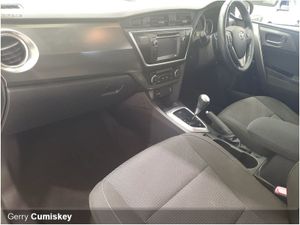 Toyota Auris 1.4 D-4d Luna Automatic - Image 2