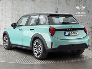 MINI HATCH Cooper C 5 Door - Image 2