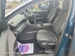 Peugeot 5008 ALLURE 1.5 BLUE HDI  130  7 SEATER - Image 4