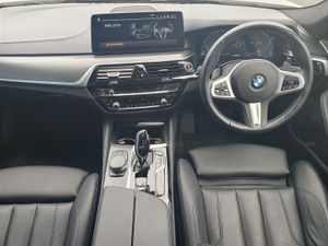 BMW 5 Series 520d M Sport Saloon - Image 4